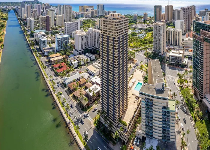 Hawaiian Monarch Penthouse 402